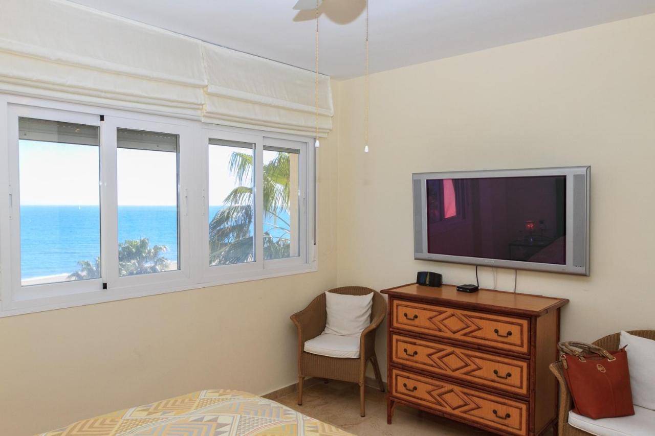 El Remo Deluxe Apartment ตอร์เรโมลิโนส ภายนอก รูปภาพ