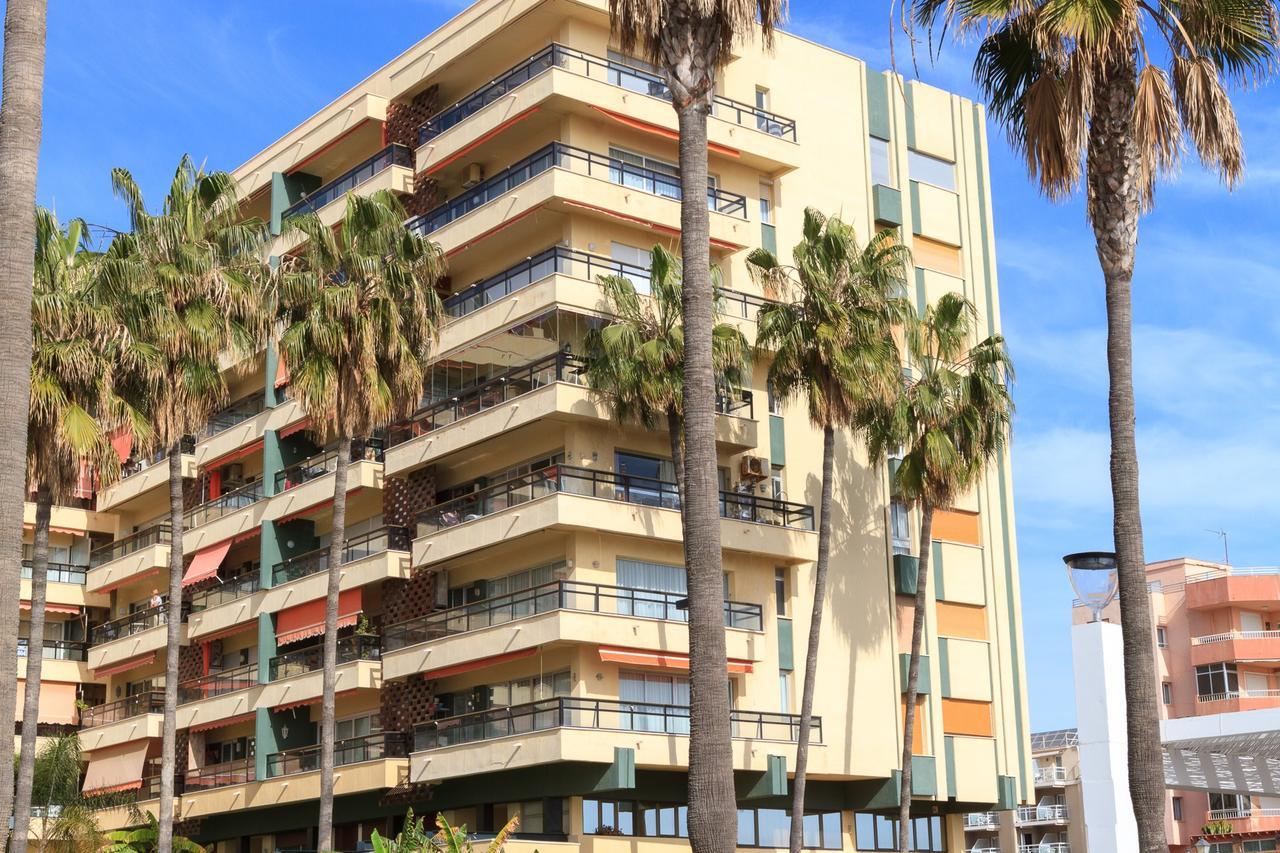 El Remo Deluxe Apartment ตอร์เรโมลิโนส ภายนอก รูปภาพ