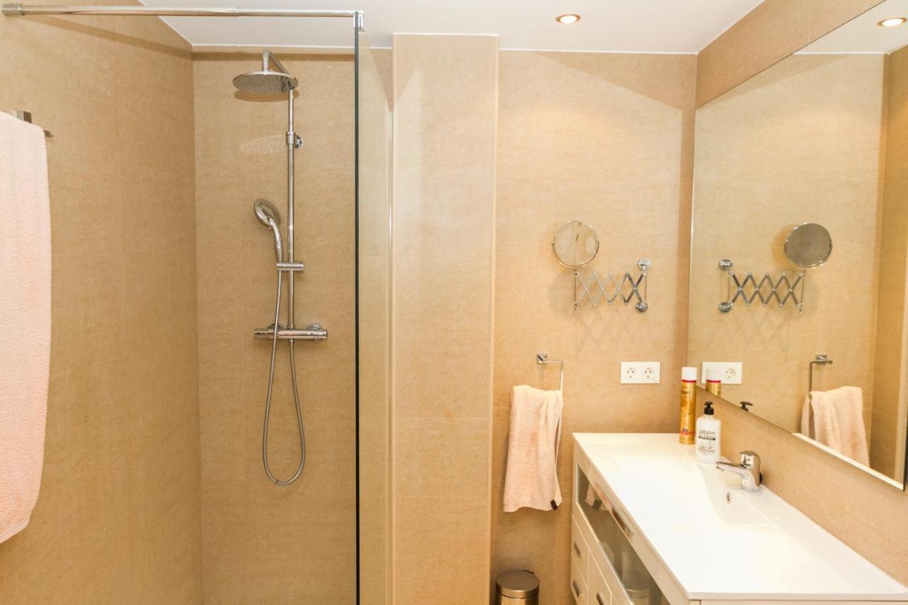 El Remo Deluxe Apartment ตอร์เรโมลิโนส ภายนอก รูปภาพ