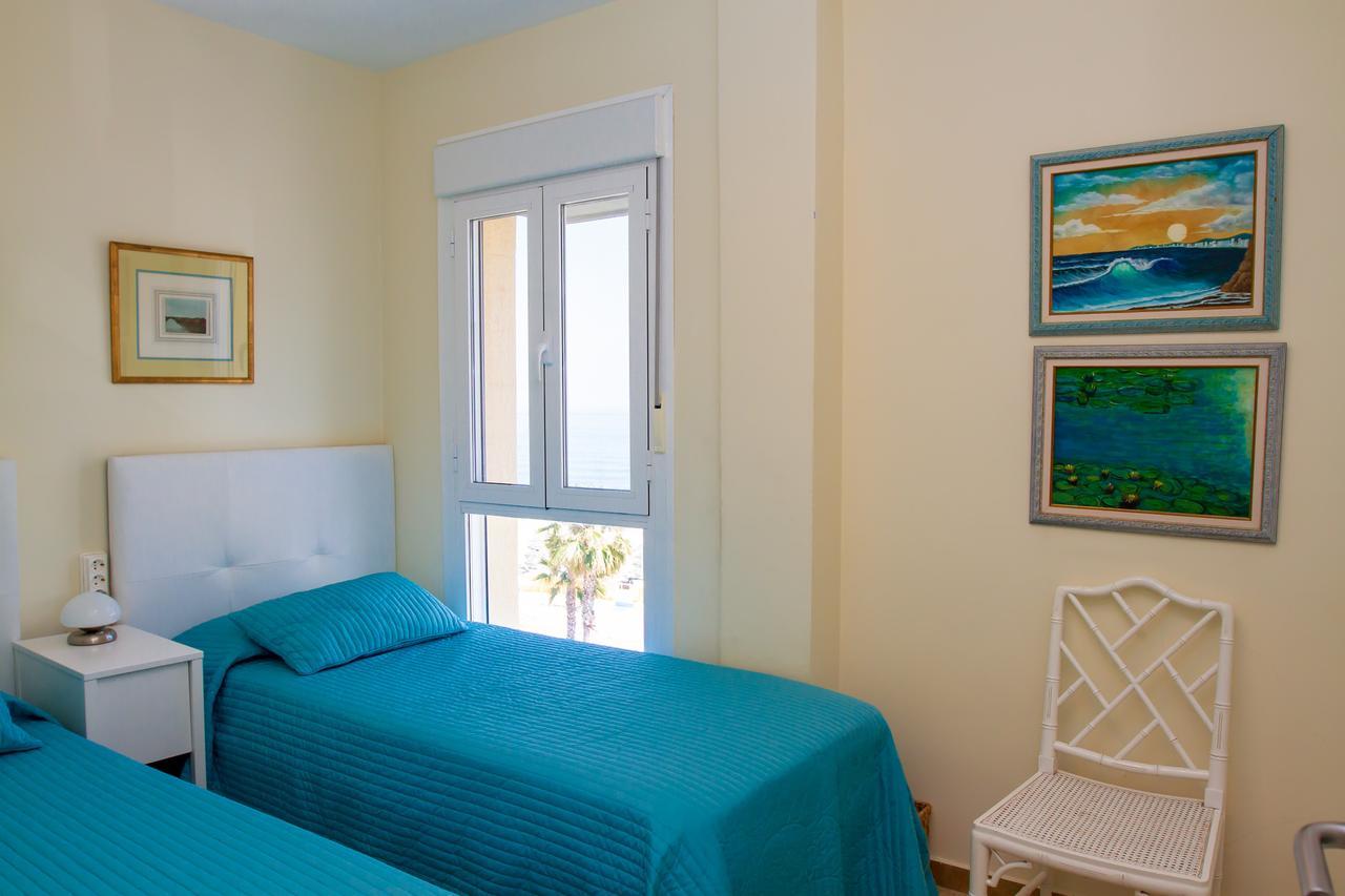 El Remo Deluxe Apartment ตอร์เรโมลิโนส ภายนอก รูปภาพ