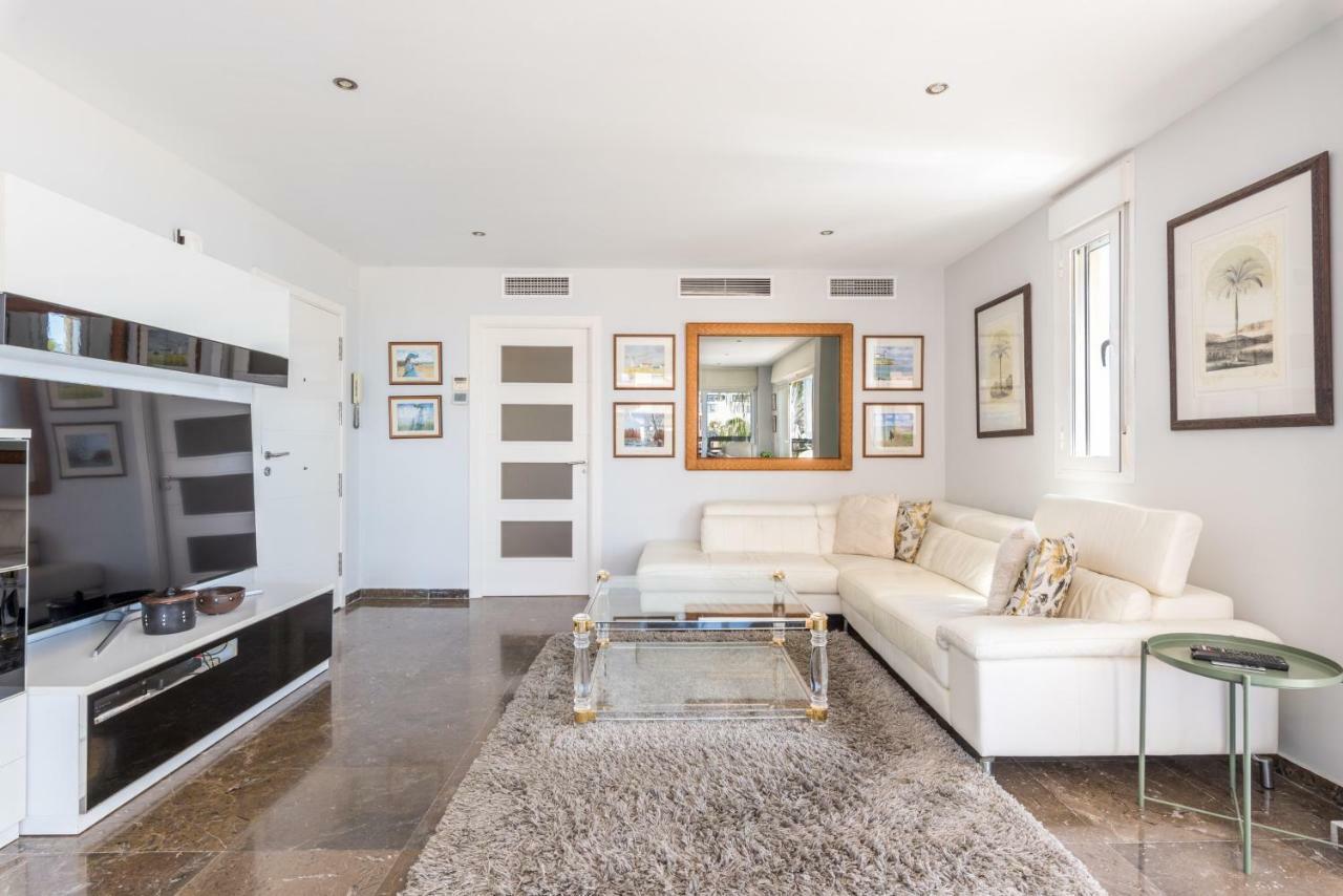 El Remo Deluxe Apartment ตอร์เรโมลิโนส ภายนอก รูปภาพ