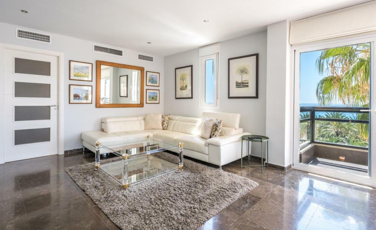 El Remo Deluxe Apartment ตอร์เรโมลิโนส ภายนอก รูปภาพ